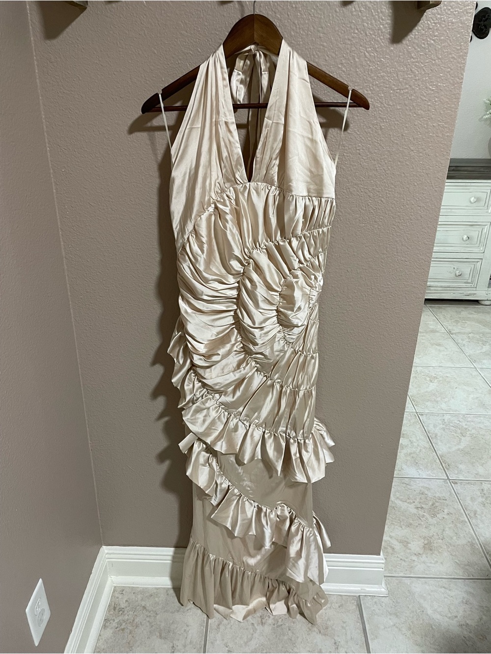 Akira Formal Elegant Cream Halter Ruffle Maxi Dress NWT